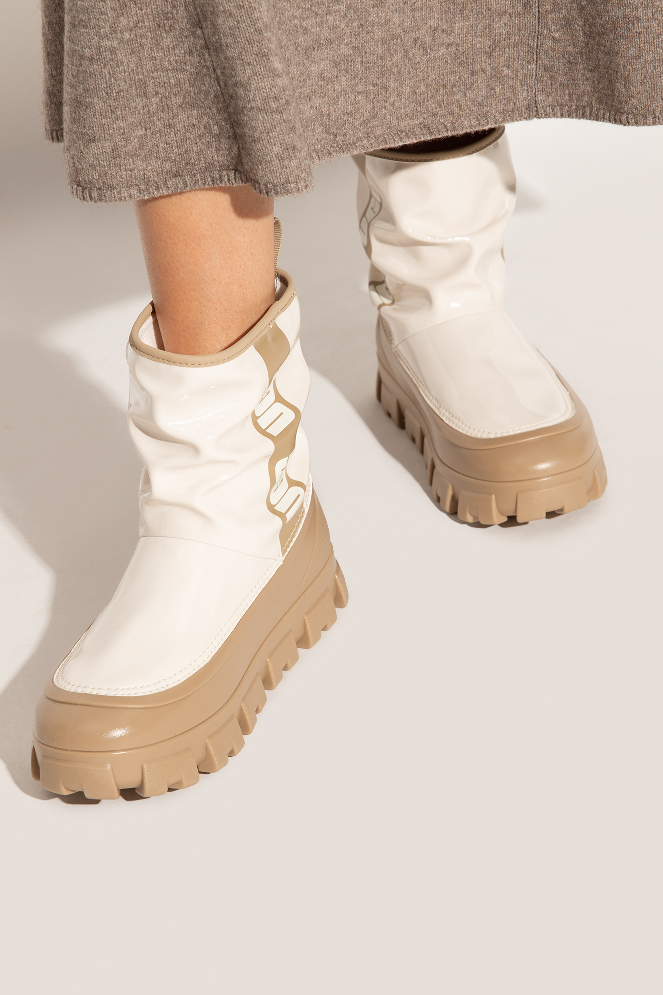 White 'Brellah Mini' ankle snow boots UGG - Vitkac Canada